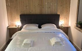 Mooie kamer in centrum Brugge met badkamer